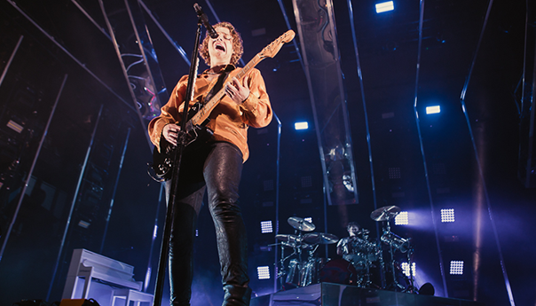 5 Seconds Of Summer Bathe In Youngblood In San Jose Riff Review