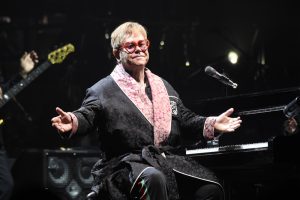 Elton John, Farewell Yellow Brick Road