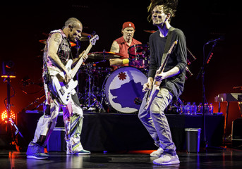 Photos: The Red Hot Chili Peppers at Oracle Arena