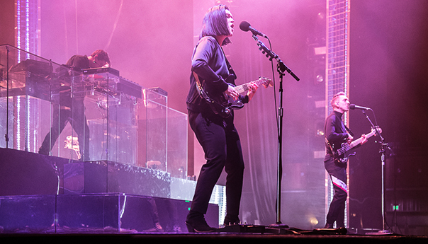 Review, photos: The xx begins U.S. tour at Bill Graham Civic