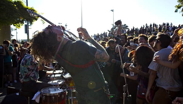 Review: Oh Sees lead a punk invasion at Phono del Sol