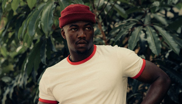 Jacob Banks, chainsmoking