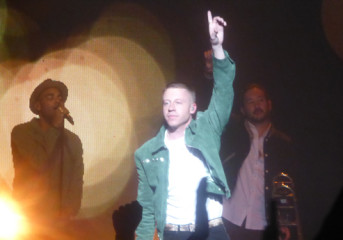 REVIEW: Macklemore pumps the Cadillac brakes at the Warfield