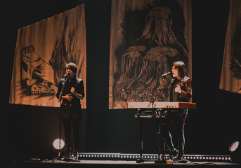 REVIEW: Tegan and Sara meld music with new memoir at Sydney Goldstein Theater