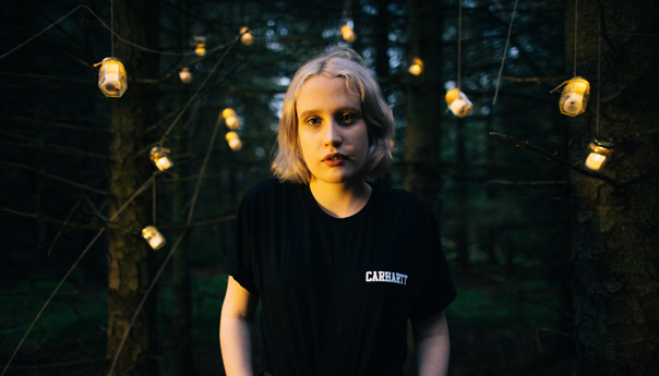 Introducing Lizzy Farrall: Welsh songwriter leaves the hobbit forest