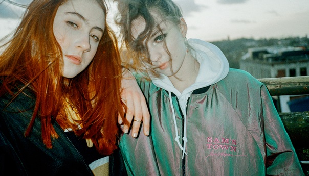 ALBUM REVIEW: Let’s Eat Grandma revitalized with <em>I’m All Ears</em>