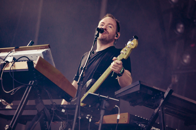 Chvrches, Iain Cook