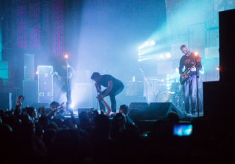 REVIEW: Circa Survive shares 'The Amulet' magic with the UC Theatre