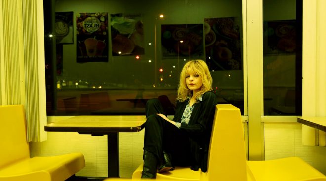 ALBUM REVIEW: Jessica Pratt finds beauty in simplicity with 'Quiet Signs'