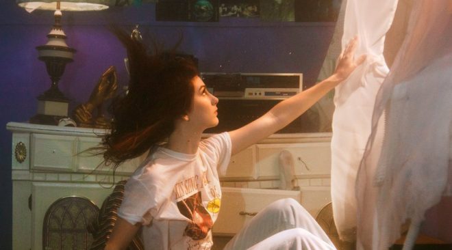 ALBUM REVIEW: Weyes Blood is otherworldly on 'Titanic Rising'