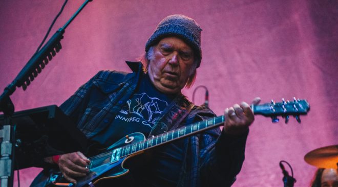 ALBUM REVIEW: Neil Young and Crazy Horse let 'er rip on new live album