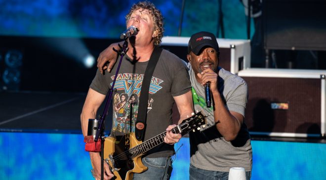 Hootie and the Blowfish celebrate 25 years of 'Cracked Rear View' at Shoreline