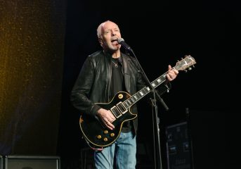 Peter Frampton comes out of retirement for summer tour, including SF date