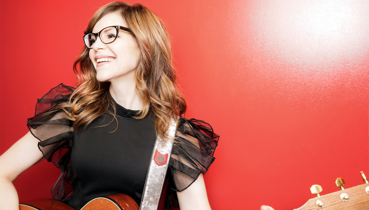 Lisa Loeb Shares Her Life More Openly On First Adult Album In 7 Years Interview