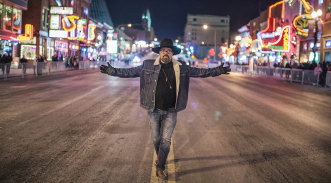 INTERVIEW: Andrew Farriss of INXS finding new frontiers in country music