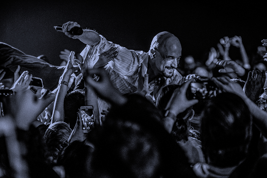 Tim Booth, James
