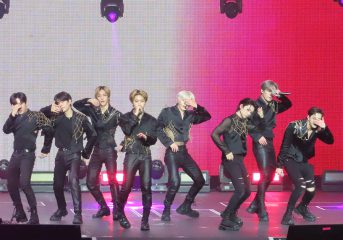 REVIEW: Stray Kids muddy the waters of K-pop in exciting ways in Oakland