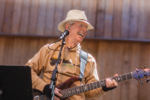 Phil Lesh, Scott Metzger, Stanley Jordan, Stuart Bogie, John Molo, Jason Crosby, Katie Jacoby, Mikaela Davis and Grahame Lesh