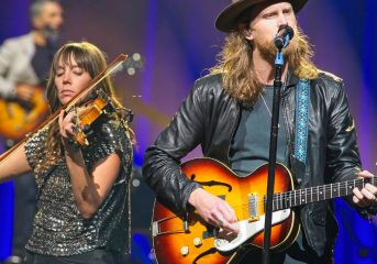 REVIEW: The Lumineers light up Chase Center with 'Brightside'