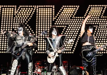 AFTERSHOCK: KISS lights up 'Sacra-mental' on raucous day 2