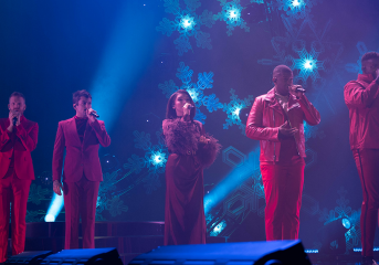 REVIEW: Pentatonix full of festive cheer at Oakland Arena Christmas tour opener