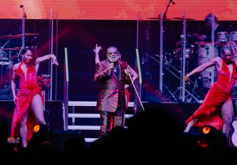 REVIEW: The Isley Brothers lead sexy Valentine's Super Love Jam bill at SAP Center