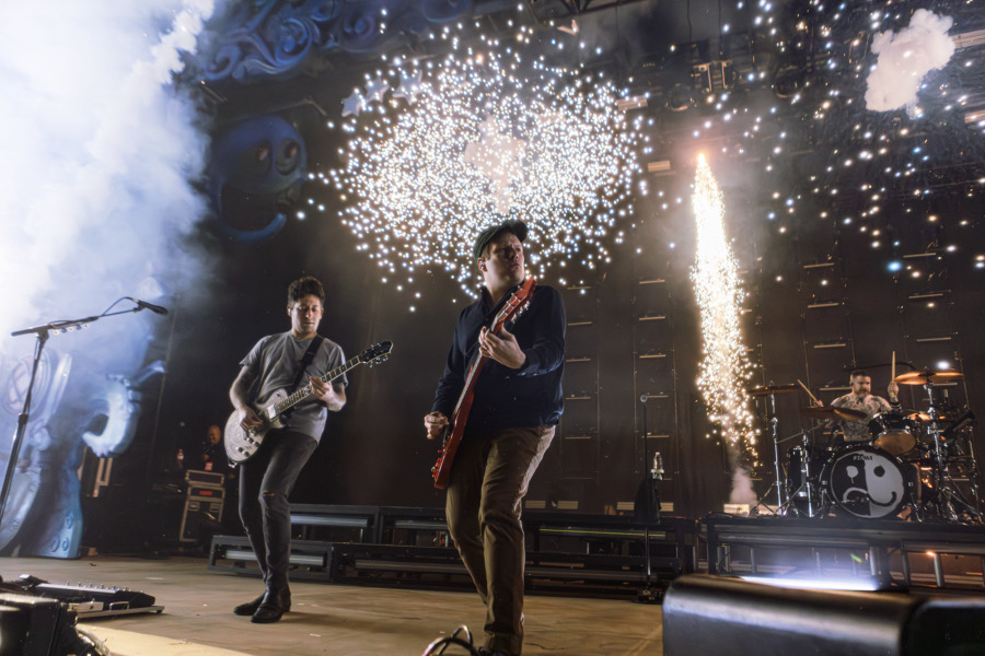 Review: Fall Out Boy thrills fans with small-venue S.F. show. – East Bay  Times