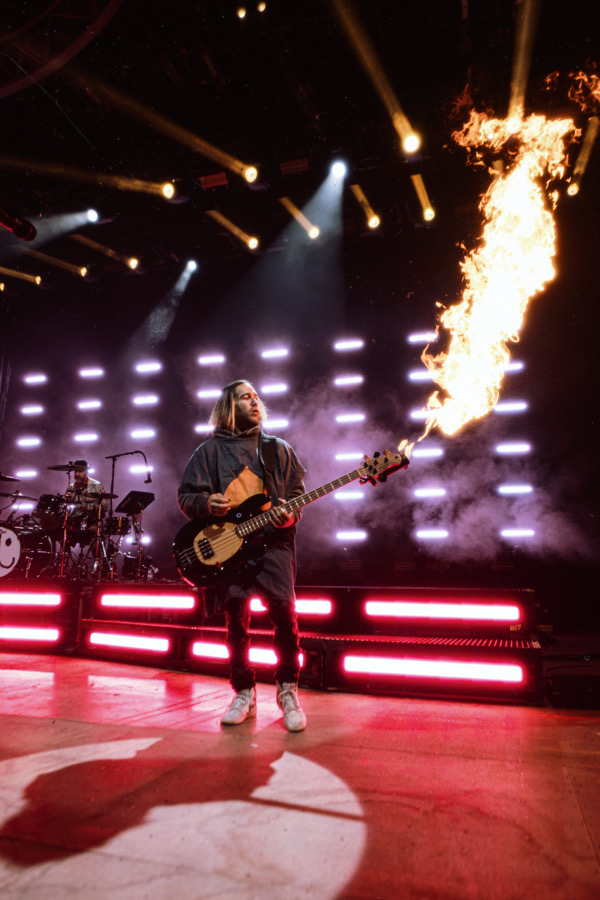 Review: Fall Out Boy thrills fans with small-venue S.F. show. – East Bay  Times