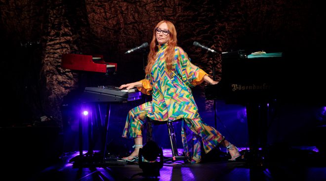 REVIEW: Tori Amos pays tribute to Sinéad O'Connor at the Masonic