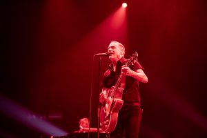 Bryan Adams, So Happy It Hurts Tour