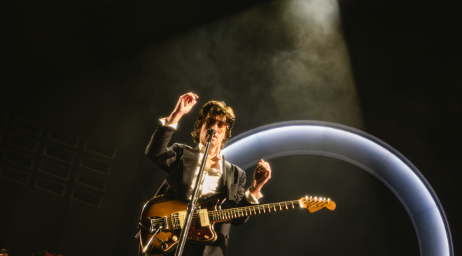 REVIEW: Arctic Monkeys deliver hits and swagger at Chase Center