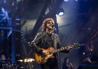 Jeff Lynne announces final ELO tour, Chase Center date