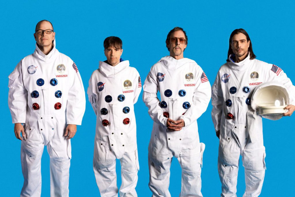 Weezer, Voyage to the Blue Planet Tour