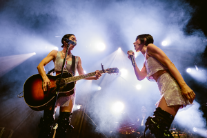 The Veronicas, Lisa Origliasso, Jessica Origliasso