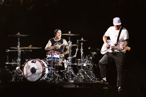 Blink-182, Tom DeLonge, Travis Barker