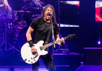 REVIEW: The Foo Fighters deliver on promise to kick ass in Concord