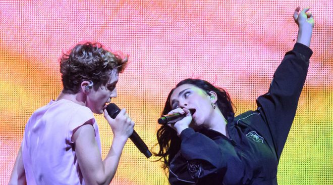 REVIEW: Charli XCX, Troye Sivan conclude BRAT summer at Chase Center