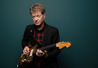 Tuesday Tracks: Nels Cline, Céline Dessberg, Alisa Xayalith, CLOVER